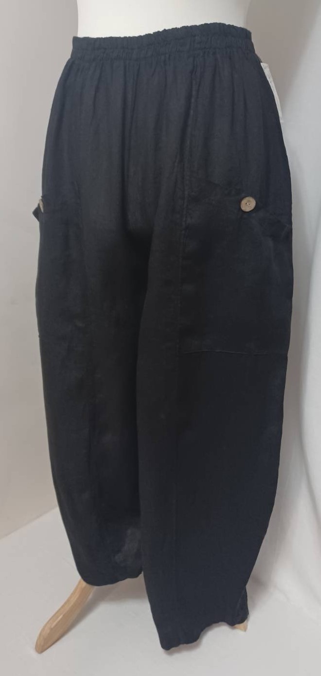 Black, button-pocket pants - 4