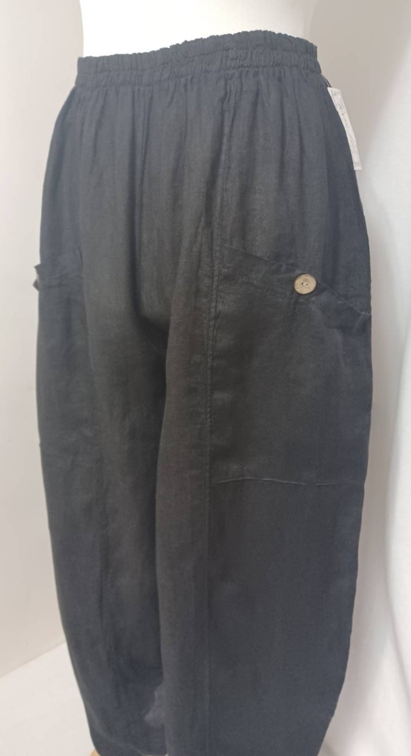 Black, button-pocket pants - 5