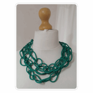 Emerald green, triple-strand, rubber chain, necklace