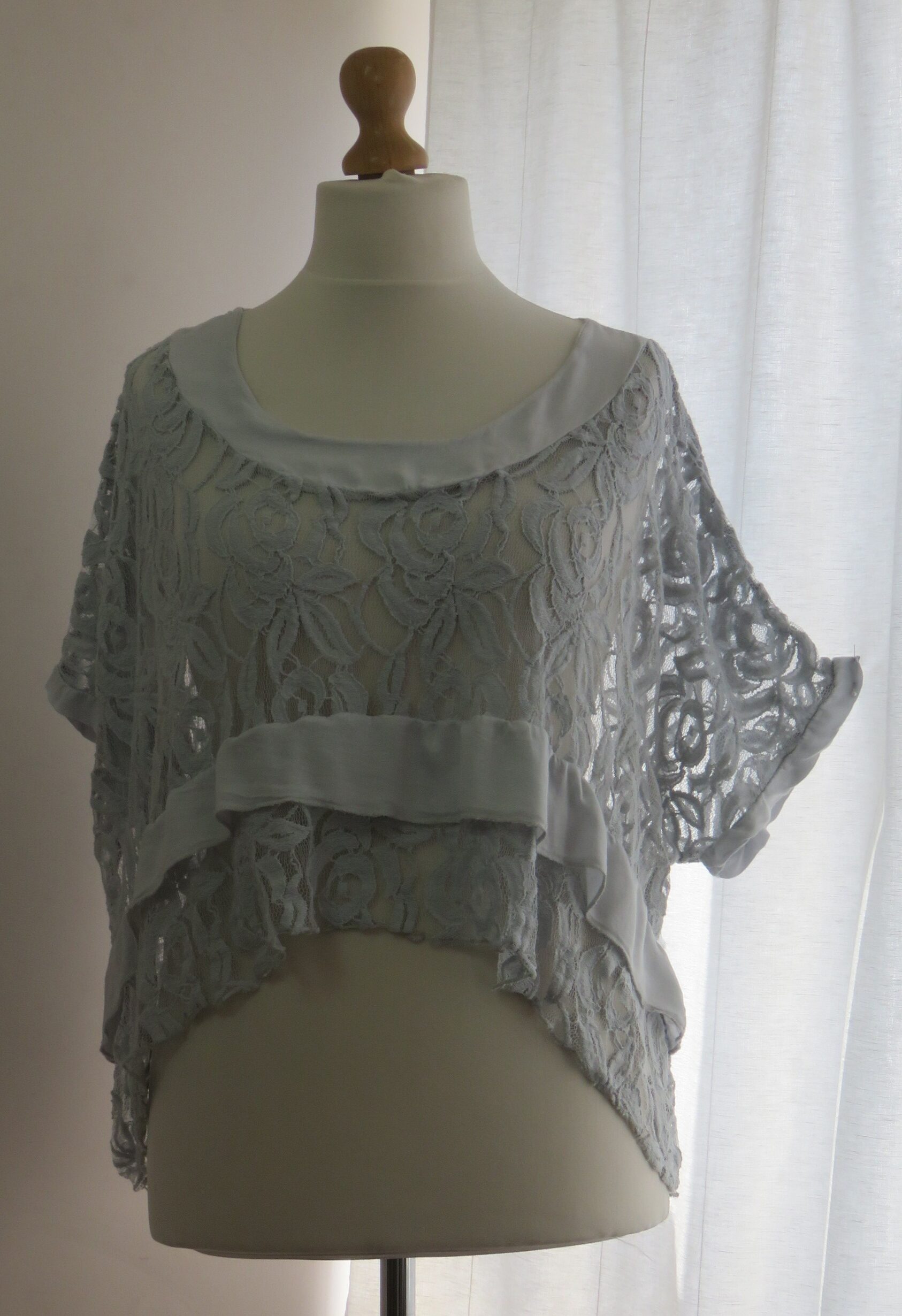 Silver grey, lace overtop - 2
